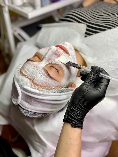 Hydra Facial, Natural Glow - 6 Sessions