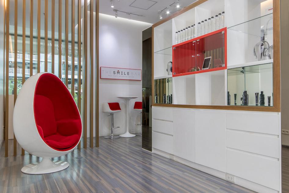 Teeth Whitening, 60-Min Triple Session