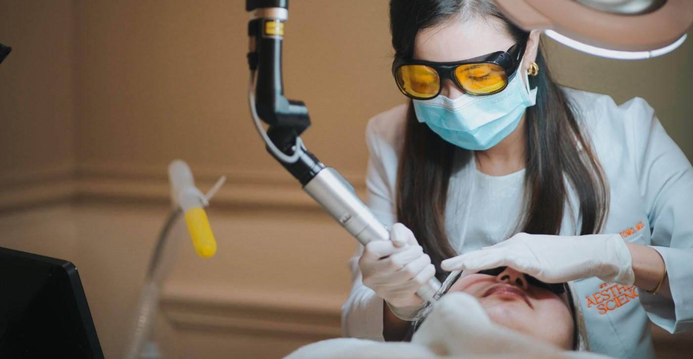 Pico Bright Laser + Pure Light Plasma Facial